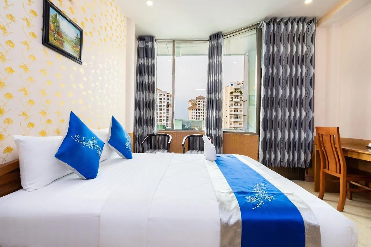 Khach San Hong Phat Ho Chi Minh City 2*,  Vietnam