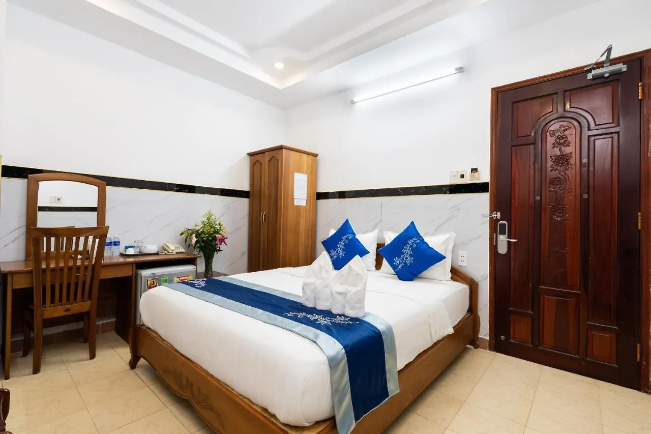 Hotel Khach San Hong Phat Ho Chi Minh City
