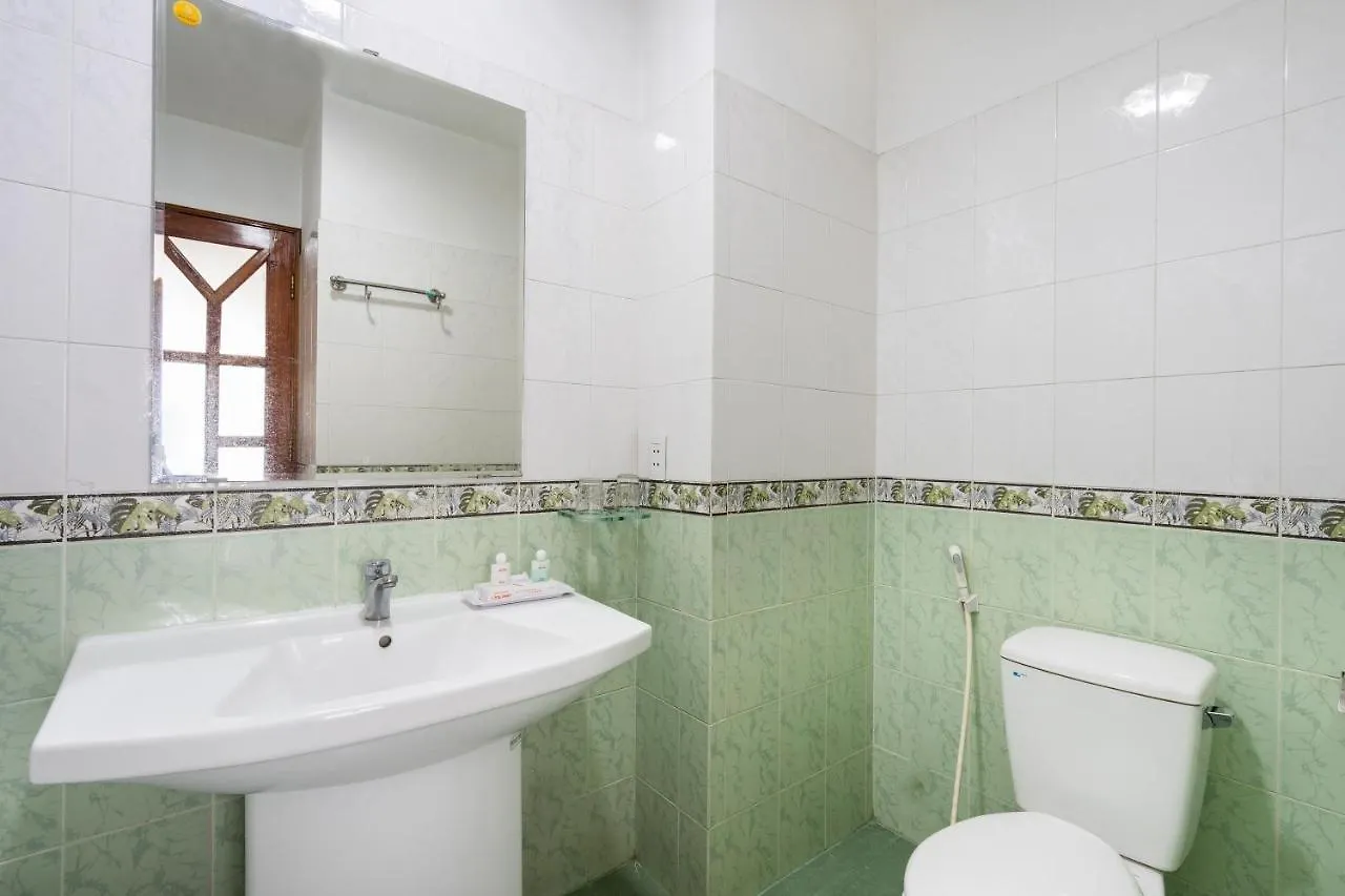 Khach San Hong Phat Ho Chi Minh City Hotel